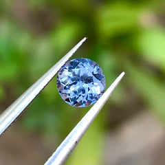 Discover the elegant beauty of this 1.00-carat natural blue spinel from Africa, expertly cut in a classic round shape.
