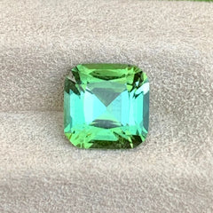 Natural 1.70 ct Green Tourmaline for custom jewelry making