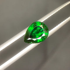 Pear Cut green Tsavorite Garnet for custom jewelry