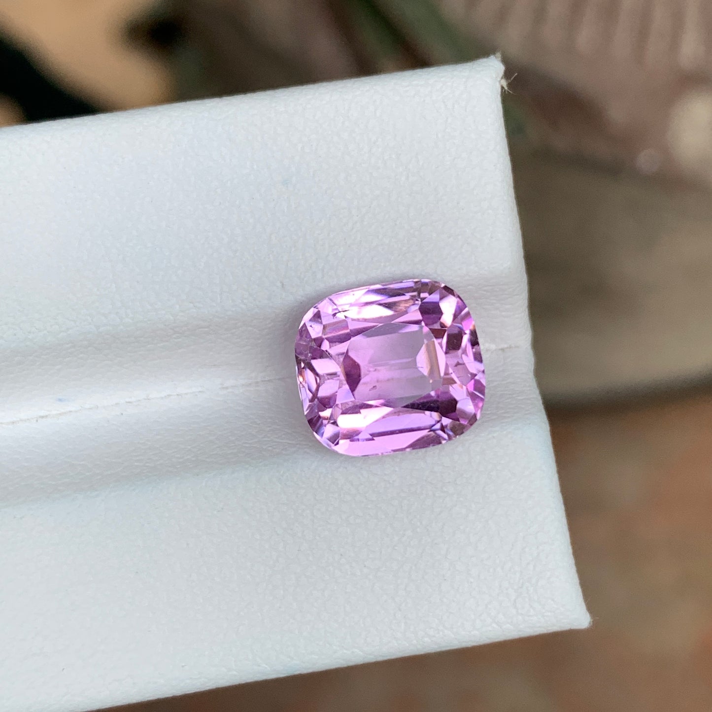 7.30 Carats Loose Kunzite Cushion Shape