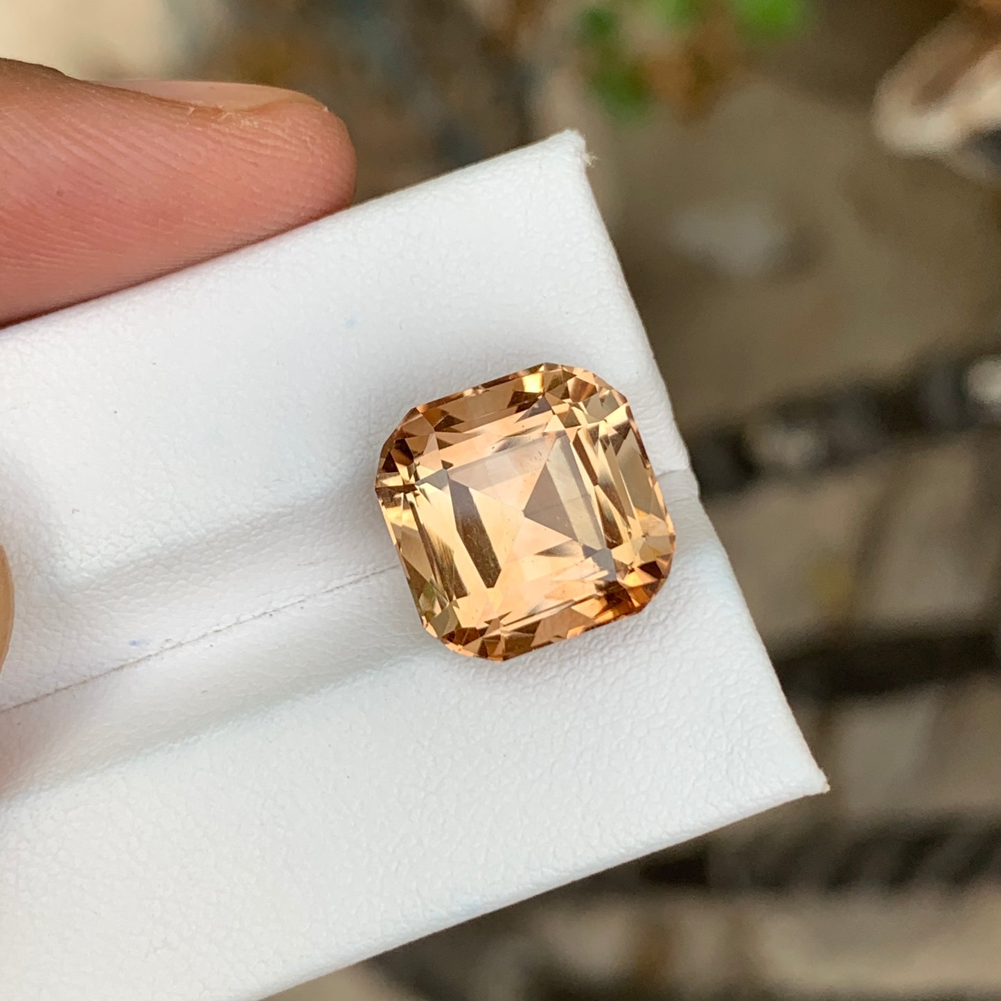 13.30 Carats Loose Imperial Topaz