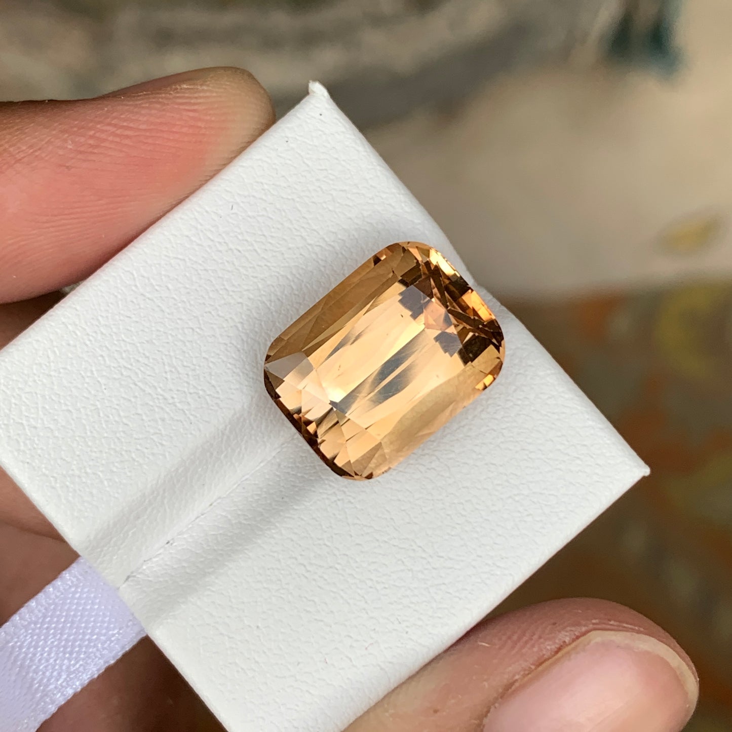 17.50 Carats Topaz Imperial Gold