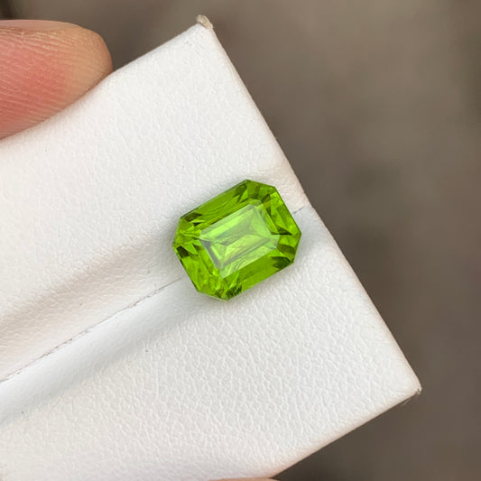 4.65 Ct Loose Peridot Stone | Natural Peridot Gemstone from Pakistan | August Birthstone