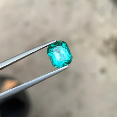 2.75 carat blue tourmaline loose gemstone