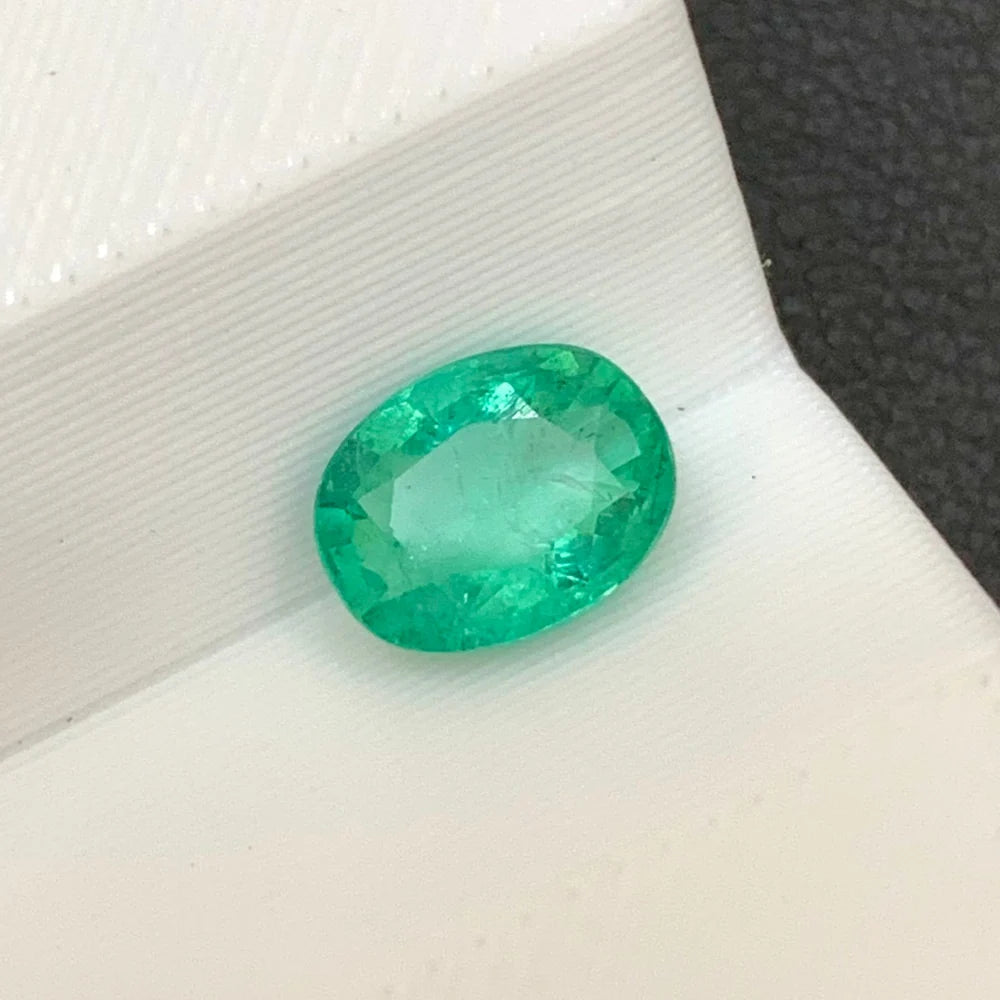 1.15 Ct Oval Cut Emerald Stone - Loose Natural Precious Gemstone