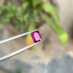 1.15 Ct Hot Pink Rhodolite Garnet – Natural African Gemstone
