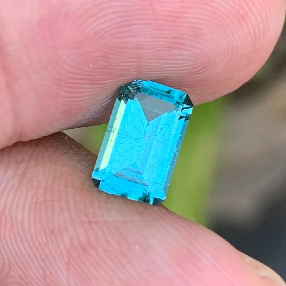 1.35 Carats Natural Sky Blue Tourmaline Gemstone