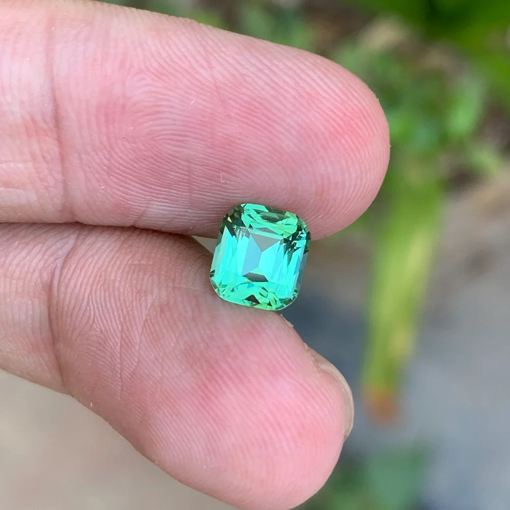 1.65 carat natural green tourmaline loose gemstone