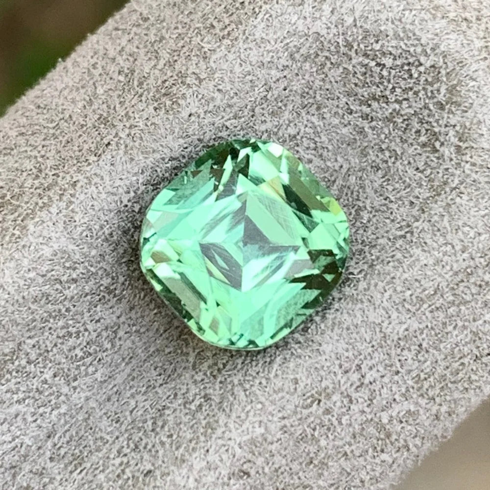 2.10 carat Tourmaline for custom rings and jewelry
