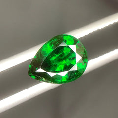 2.65 Ct Tsavorite Garnet | Vivid Green African Gemstone