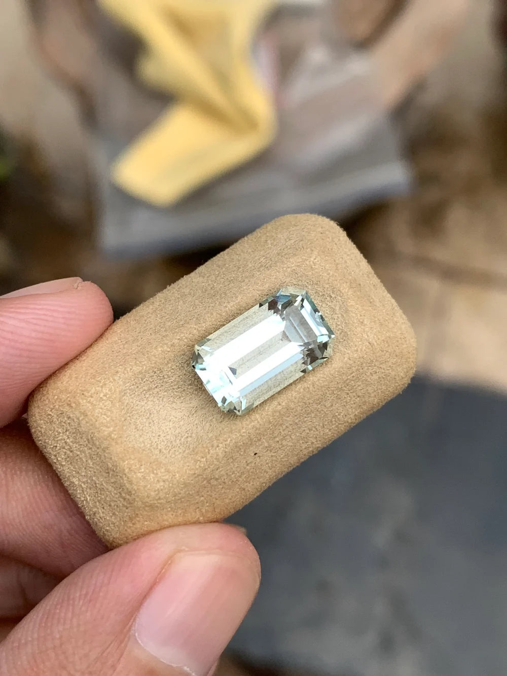 4.30 carat Pakistani Aquamarine for custom jewelry