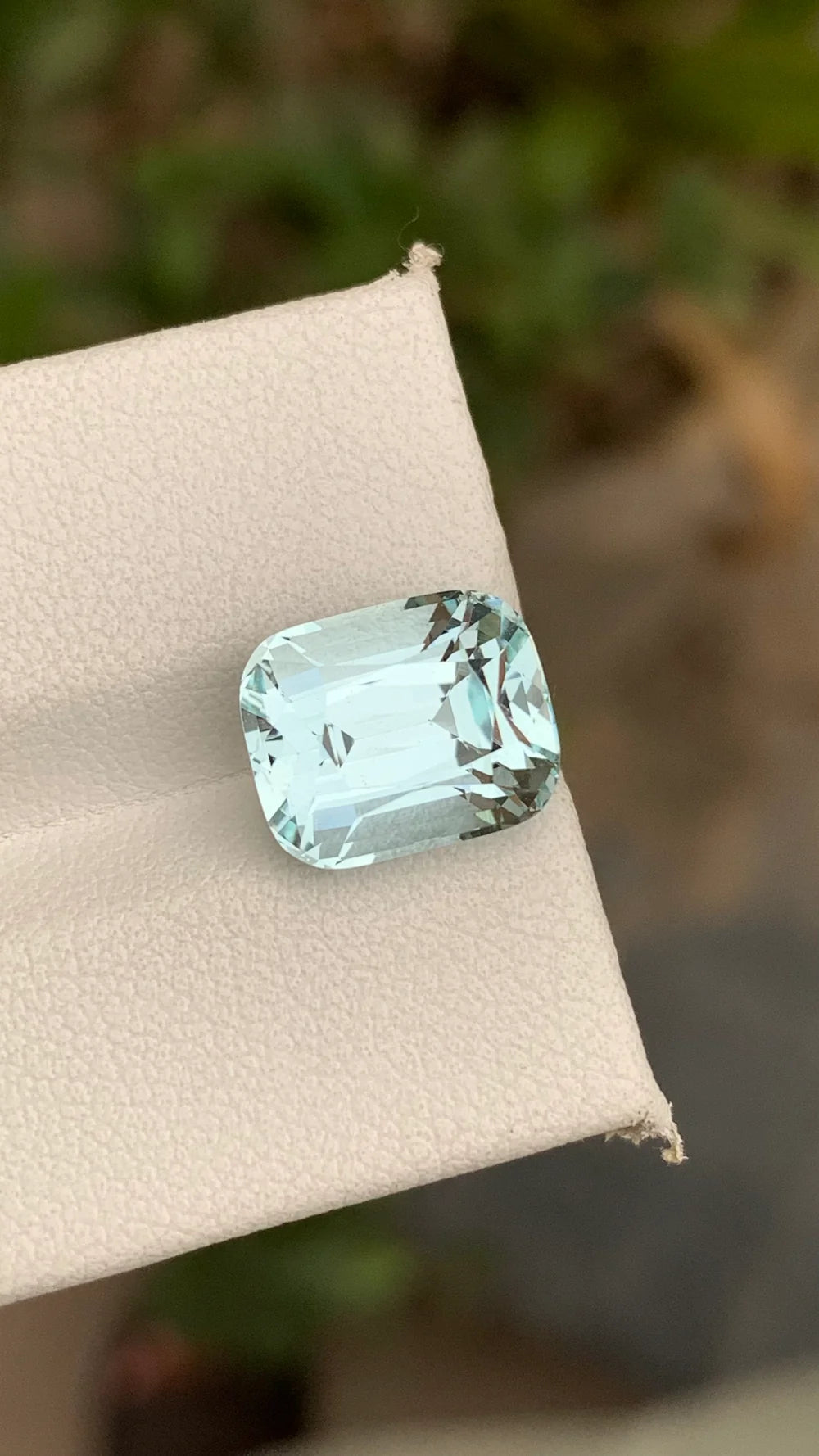 5.25 Ct light blue aquamarine cushion cut gemstone