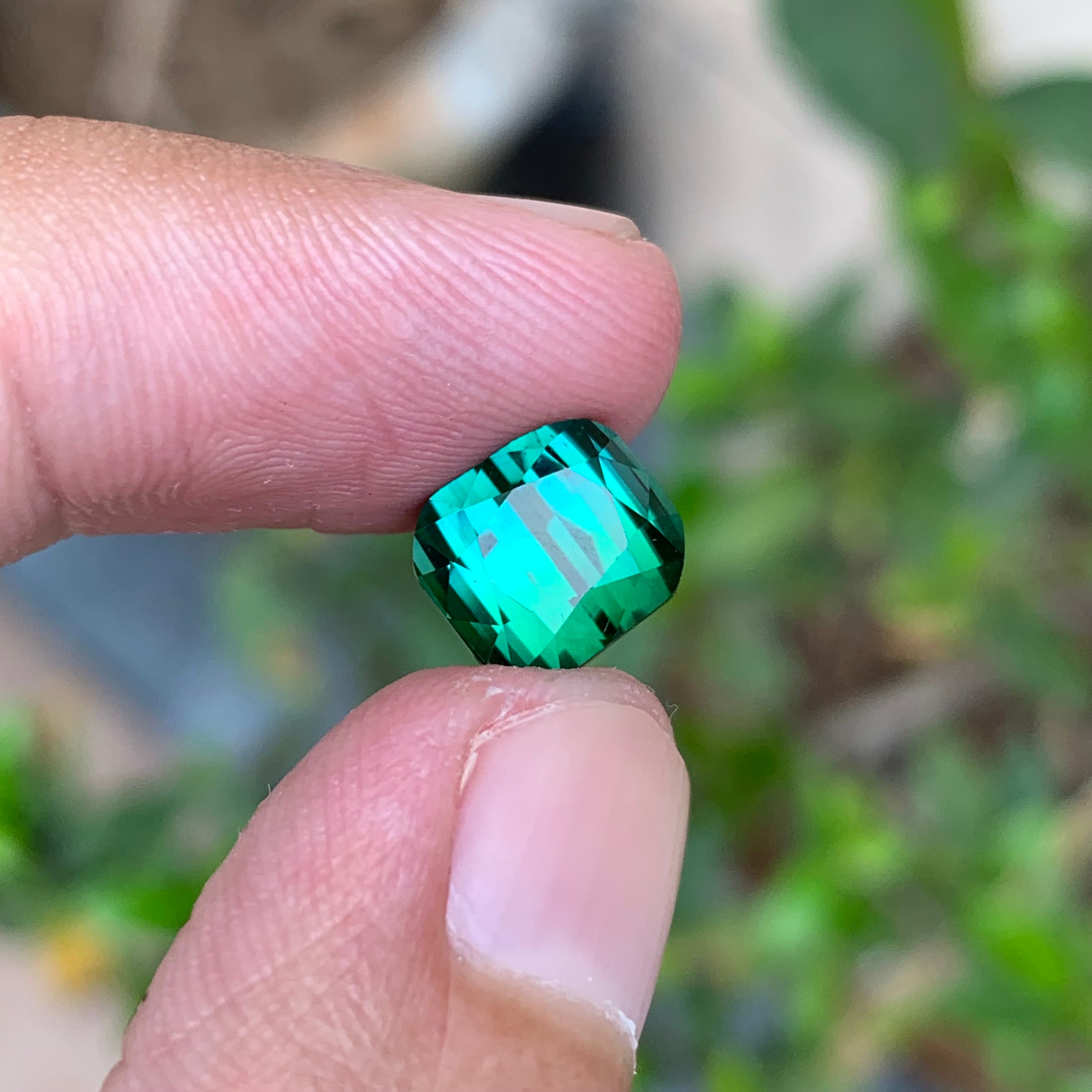 4.65 Carats Natural Bluish Green Tourmaline - Loose Bicolor Gemstone From Afghanistan