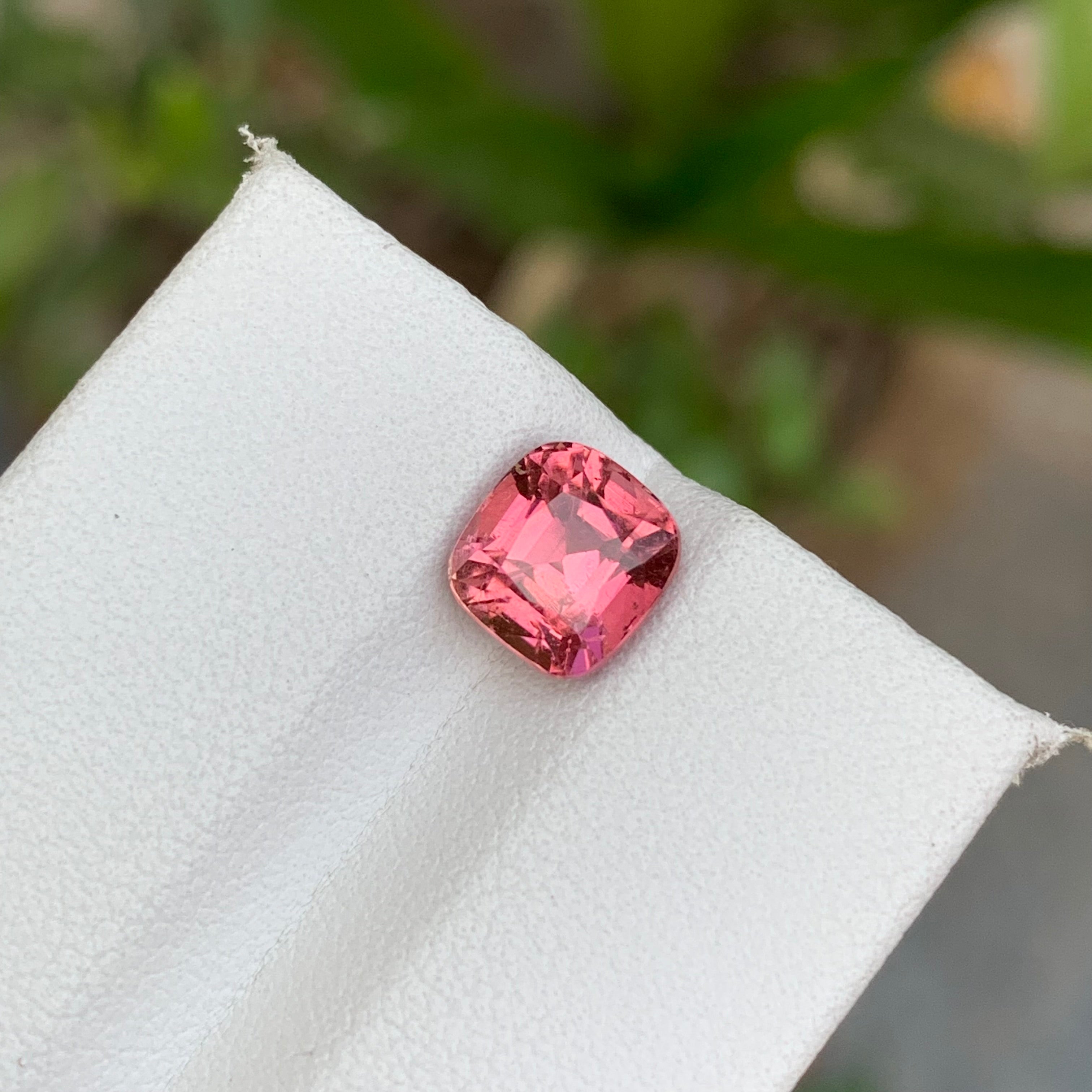 1.90 Carats Cushion Cut Pink Tourmaline - Fine Gemstone For Jewelry