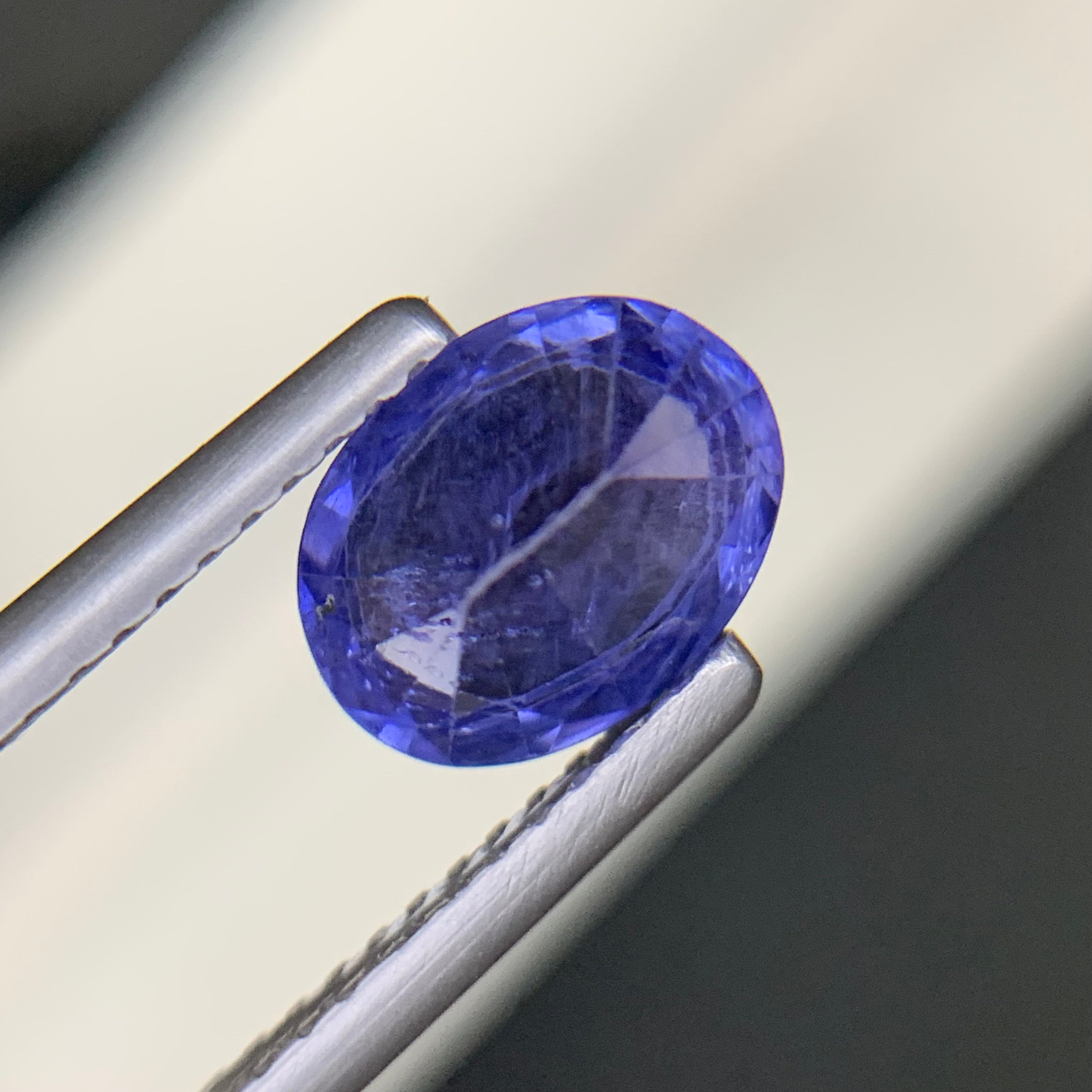 1.93 Carats Oval Cut Natural Blue Sapphire