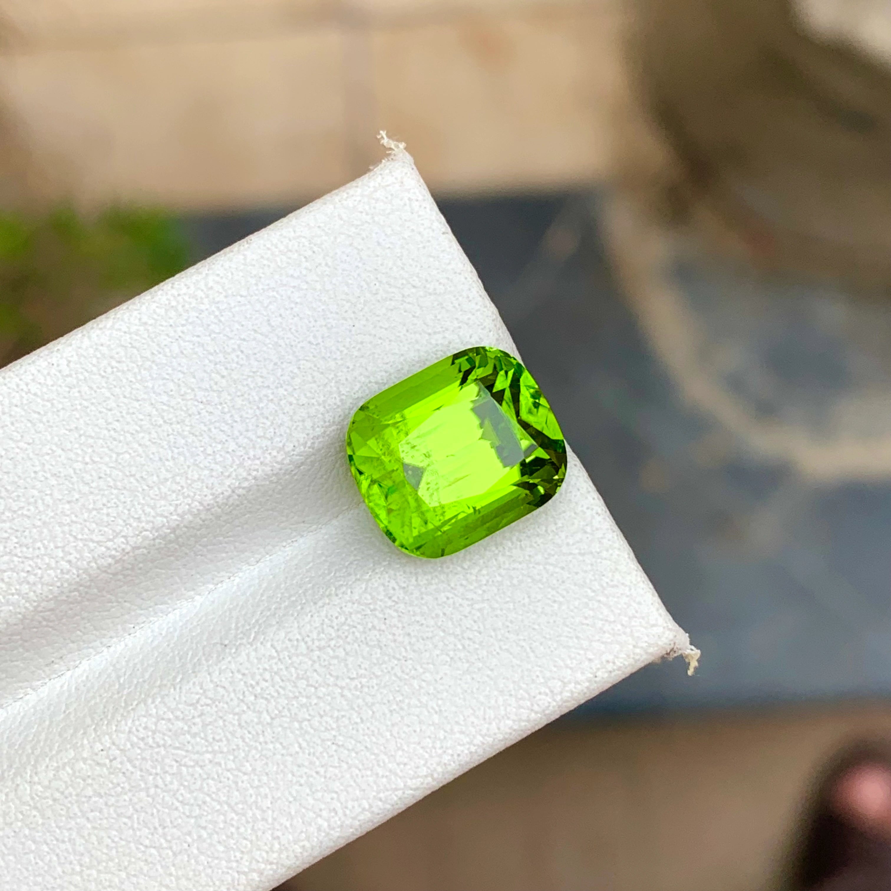 8.10 Carats Cushion Shape Peridot Stone - Natural Loose Pakistani Gemstone
