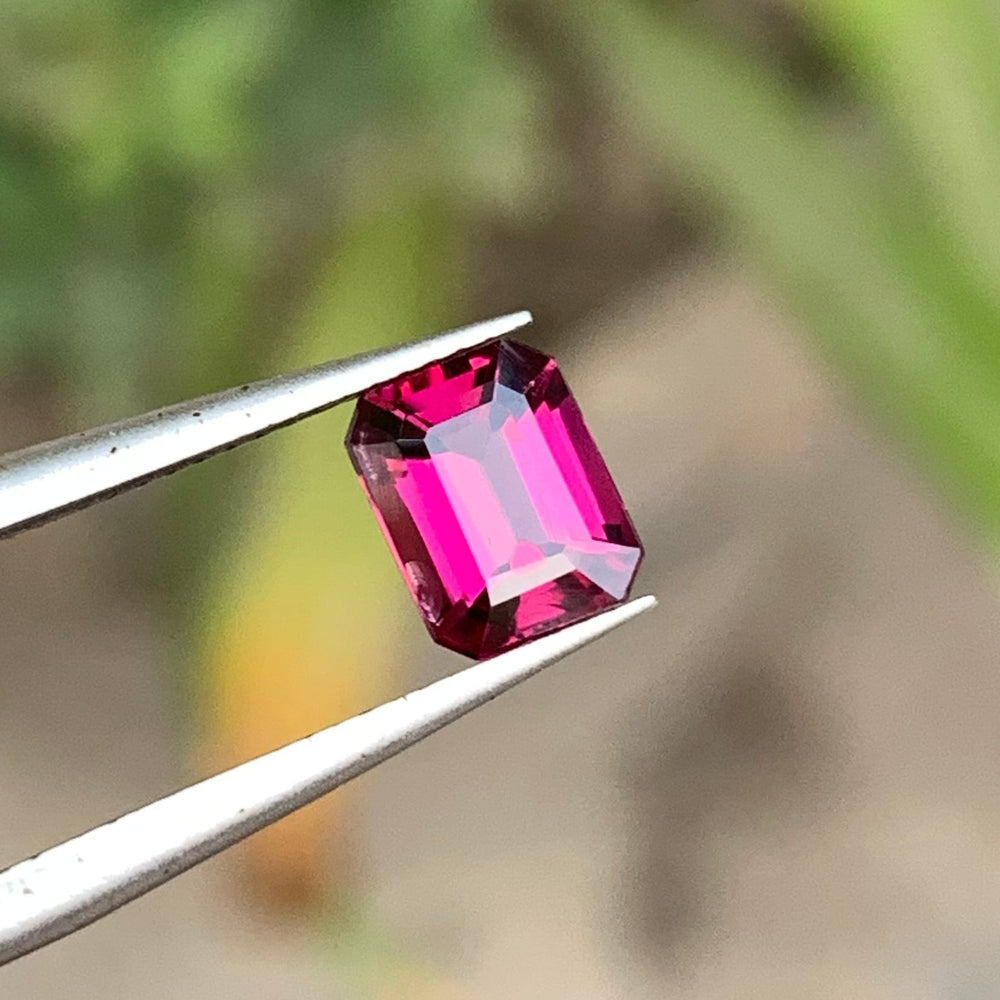 1.15 Carats Emerald Cut Hot Pink Rhodolite Garnet