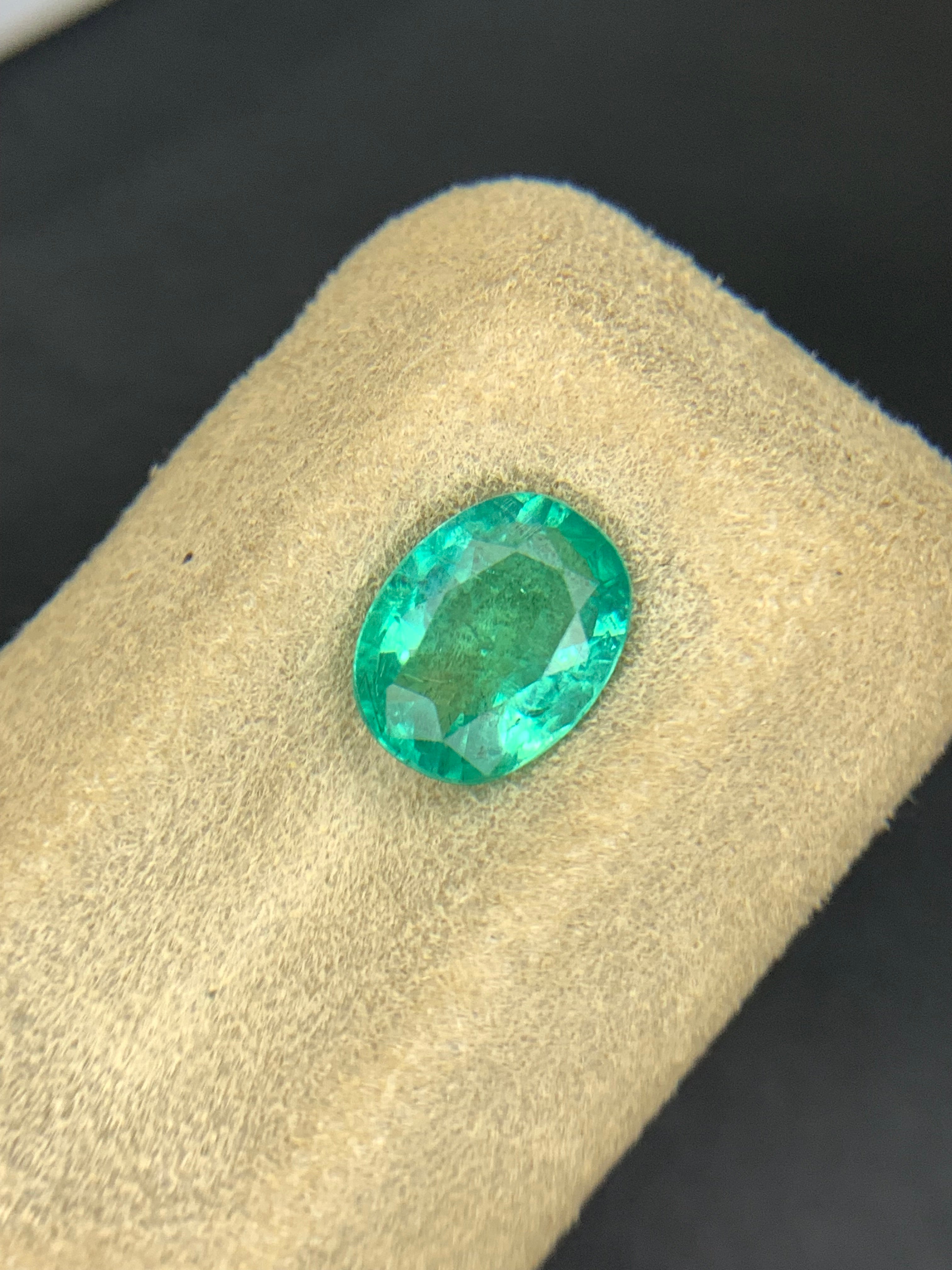 1.15 Ct Oval Cut Emerald Stone - Loose Natural Precious Gemstone