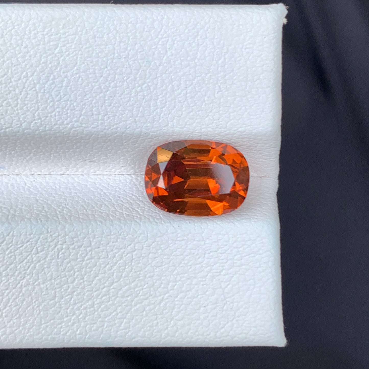 4.85 Carats Loose Hessonite Oval Shape Garnet Stone