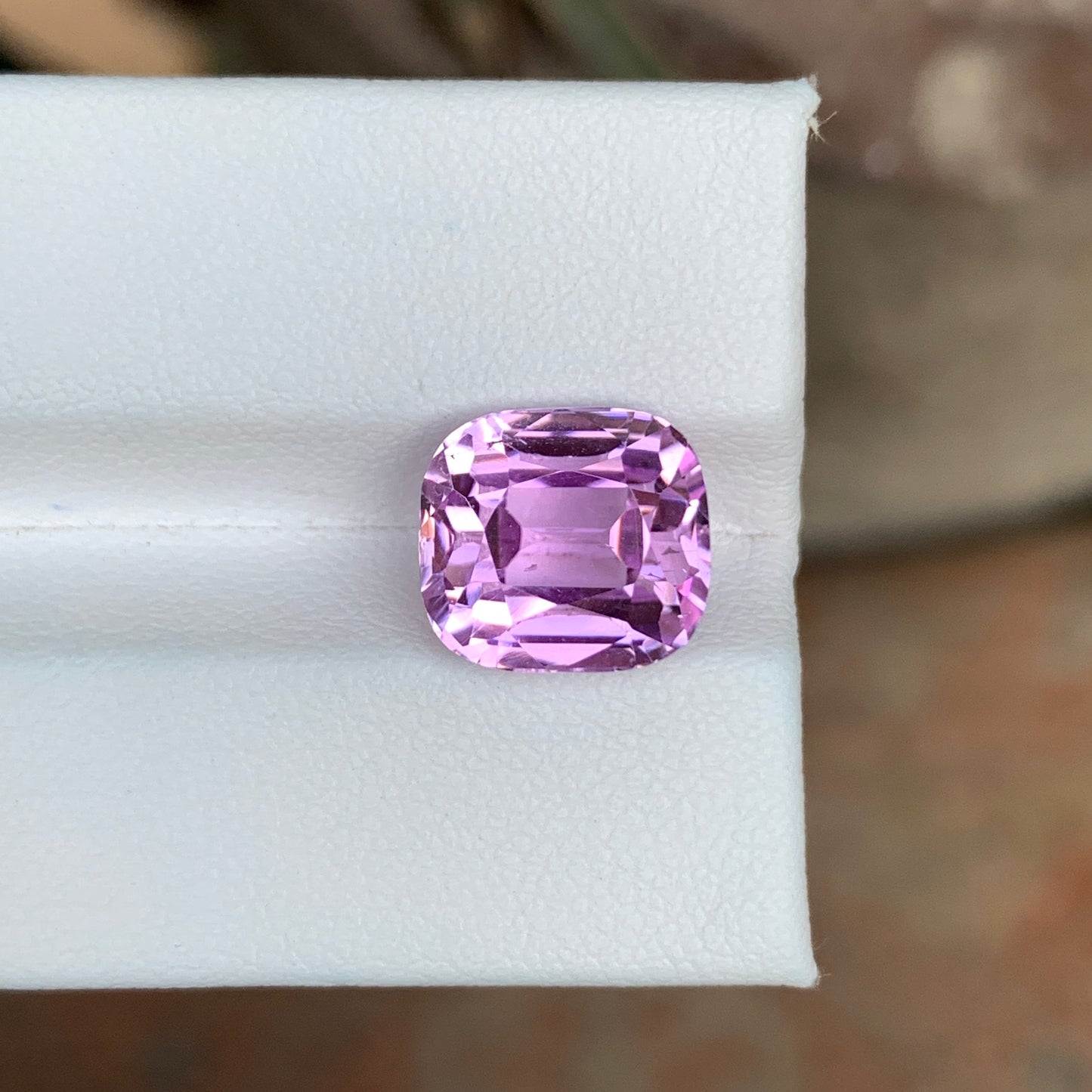 7.30 Carats Loose Kunzite Cushion Shape