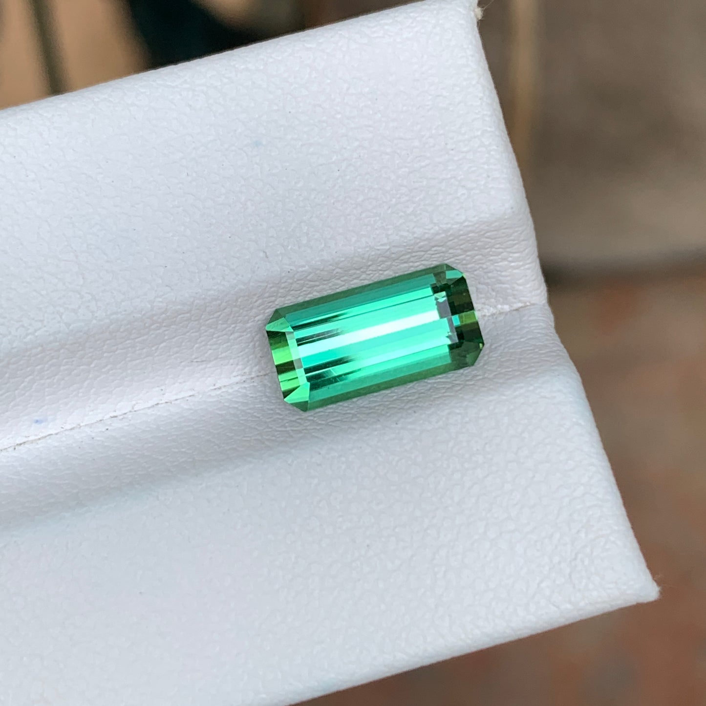 2.50 Carats Green Tourmaline Stone