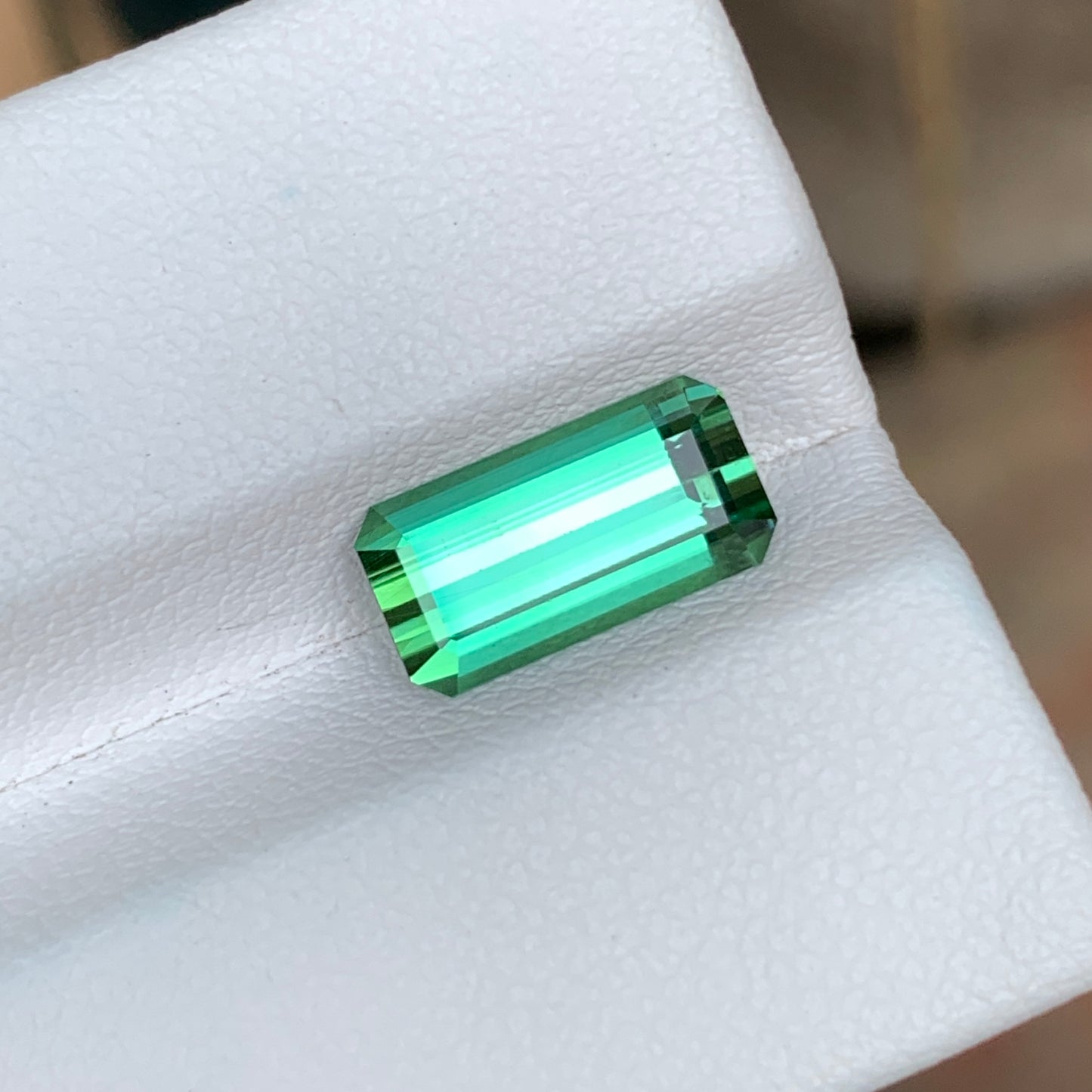 2.50 Carats Green Tourmaline Stone