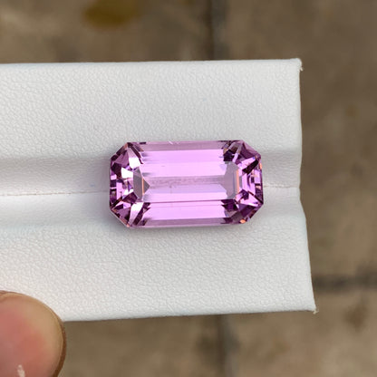 20.40 Carats Big Size Kunzite Stone