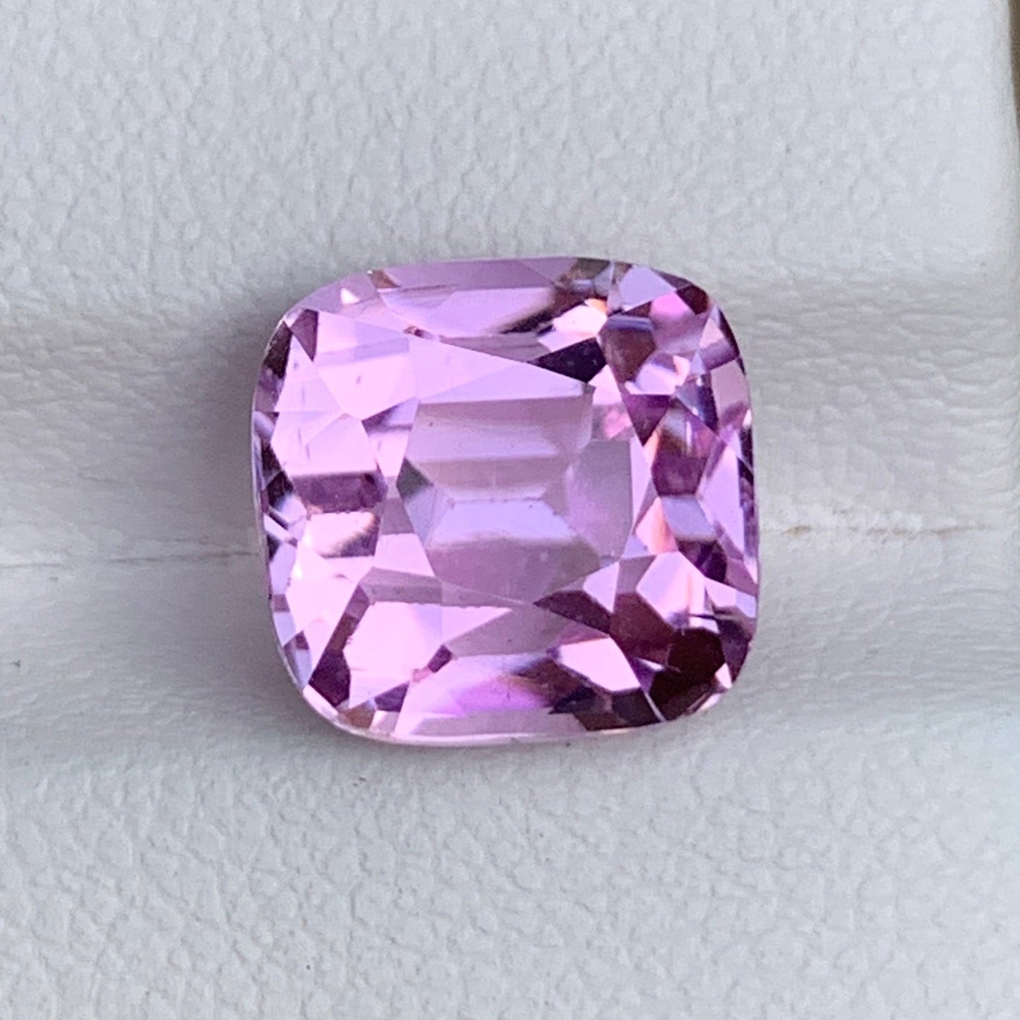 cushion cut kunzite stone