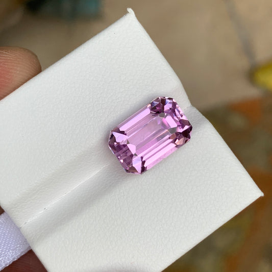 7.70 Carats Emerald Cut Kunzite Stone