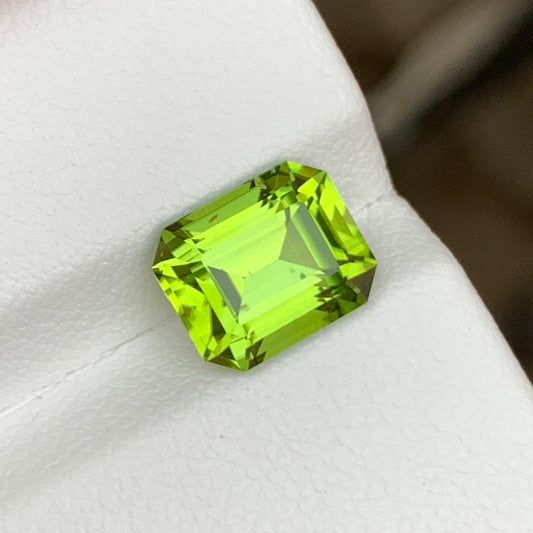 Natural Peridot Stone
