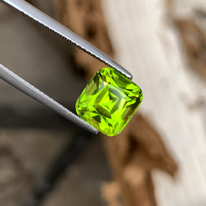 4.25 Carats Loose Green Peridot