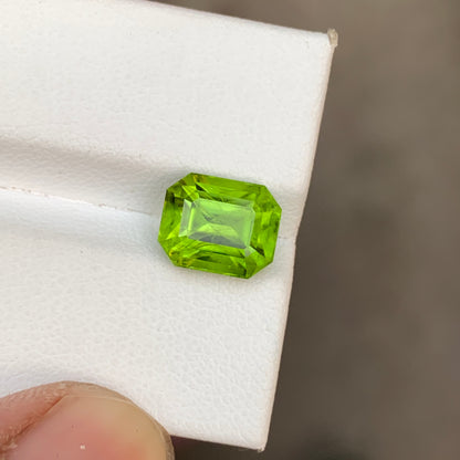4.65 Ct Loose Peridot Stone | Natural Peridot Gemstone from Pakistan | August Birthstone