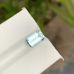 Light blue aquamarine loose gemstone for jewelry